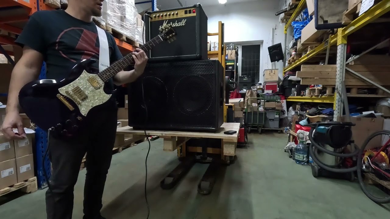 2x12 Celestion Marshall Goldback cab