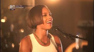 Alicia Keys Live @ Manchester Cathedral (24 Sept 2012) FULL