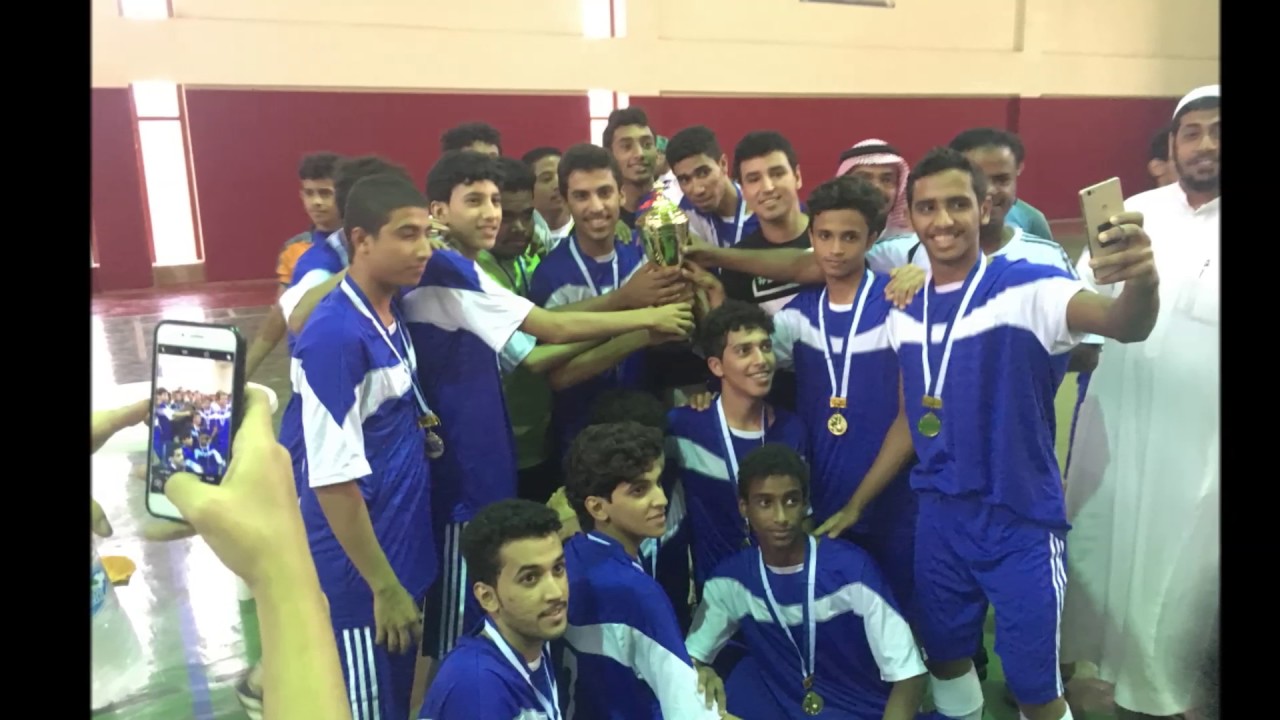 أبطال فريق ثانوية زبارة رشيد 1438