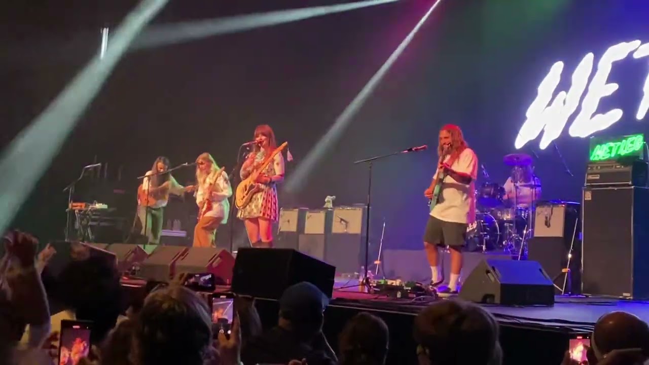 Chaise Longue” Wet Leg. Live @The Factory, Dallas,Texas 8.31