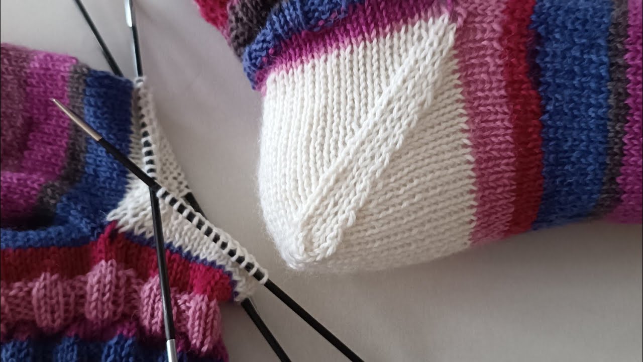 Socken stricken: nachträglich eingestrickte Ferse 🥰