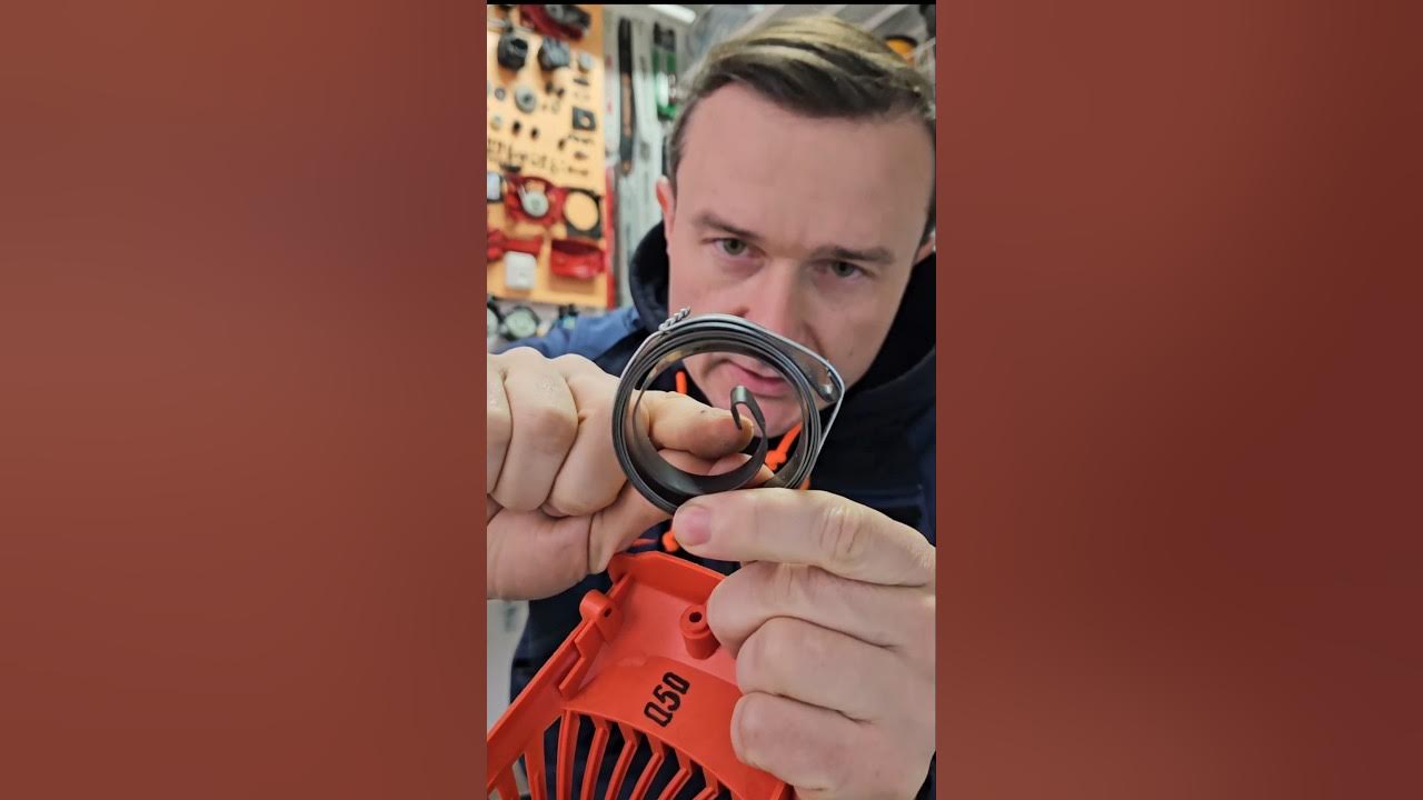 Пружина плавного пусака бензопилы - YouTube