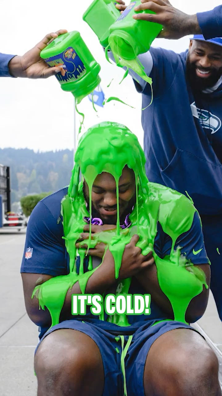 Kenneth Walker III wins NVP! ? | SlimeTime #Shorts