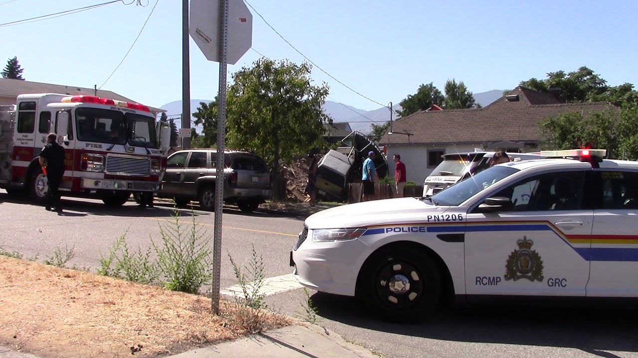 Penticton MVA Van horne St & White Ave YouTube
