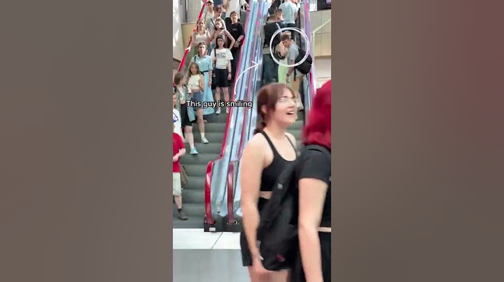 Escalator girl 😂 in Poland 🔥| Andra Gogan #shorts