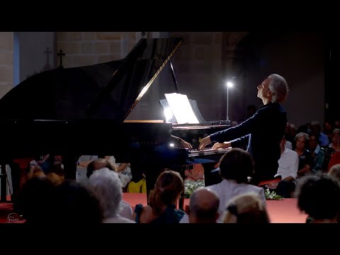 Pedro Halffter dedica 'Las variaciones Goldberg' a su madre y pianista villafranquina Marita Caro