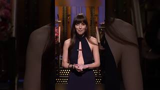 Dakota Johnson REVEALS Her HILARIOUS Childhood Interview Fail!