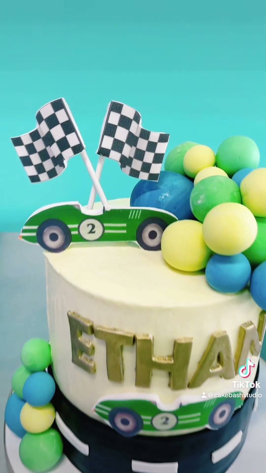 LAST MINUTE RACE CAR CAKE DONE! #cake #decoration #race