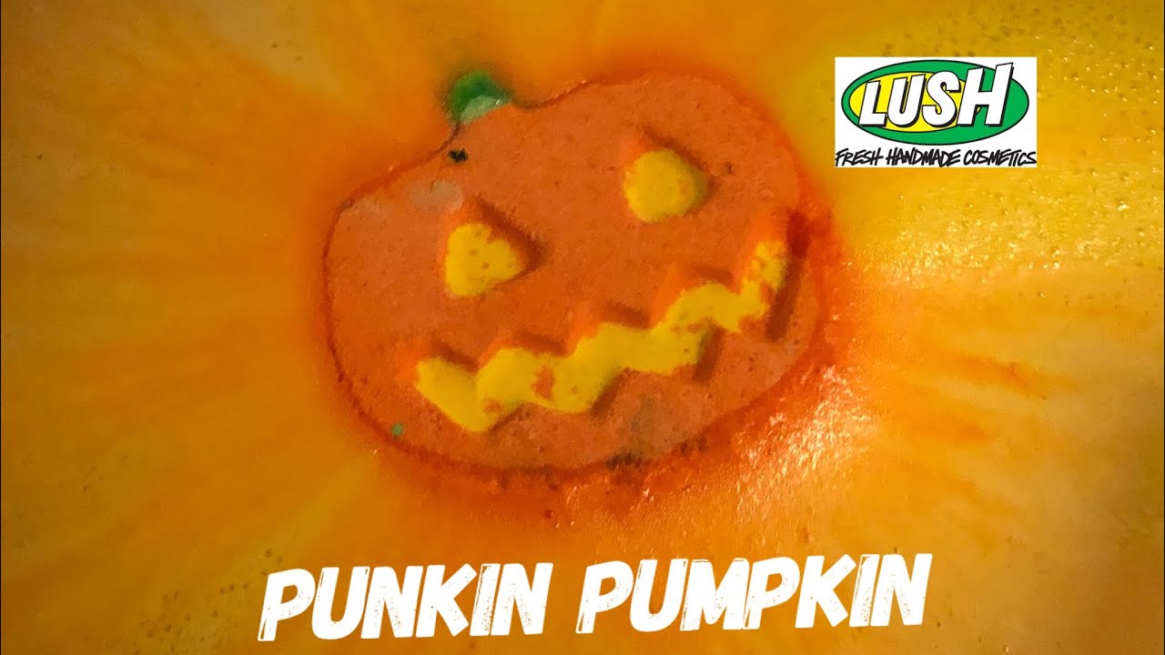 Lush Punkin Pumpkin Halloween 2020 bath bomb demo - YouTube