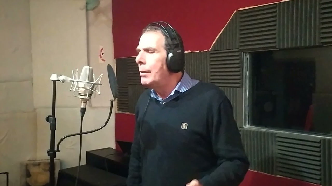 ΣΤΑ ΧΑΡΑΚΩΜΑΤΑ - ΓΙΑΝΝΗΣ ΚΥΠΡΙΩΤΗΣ