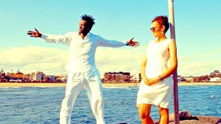 Ziggy Zaga - Destegna Negn | ደስተኛ ነኝ - New Ethiopian Music 2019 (Official Video)