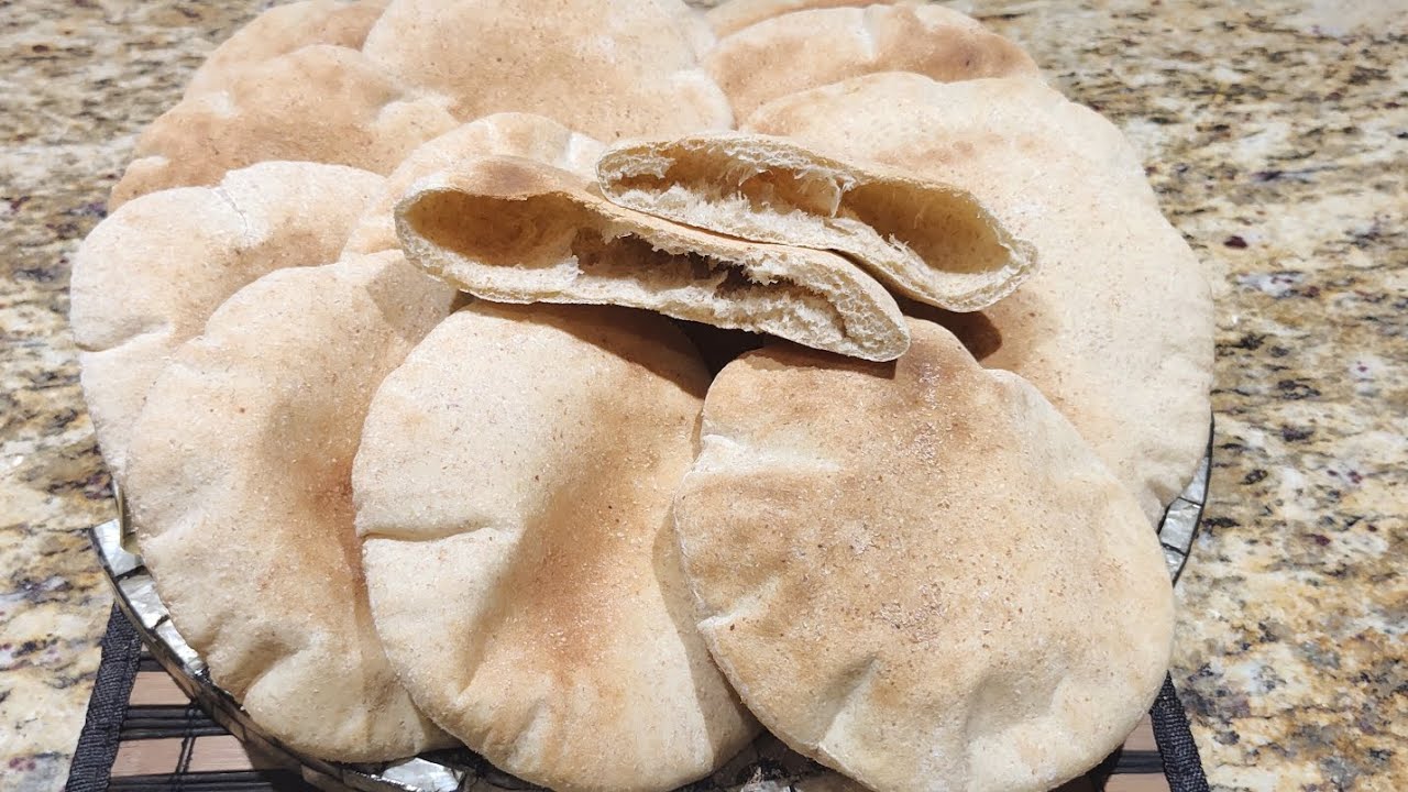 عيش بلدي بالرده،بأسهل طريقه تسويه في الفرن،وكل رغيف هينفخ ويفتح من جوهWhole wheat&bran pocket bread 