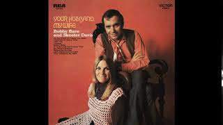 Video thumbnail of "Your Husband, My Wife - Skeeter Davis & Bobby Bare"