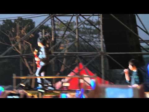 20150101高雄再創新高演唱會 五月天 終結孤單+傷心的人別聽慢歌+talking