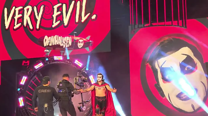 Danhausen entrance, AEW Dynamite 9/14/22