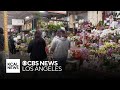 Mother&#39;s Day shoppers flood Flower Mart in search of perfect arrangement