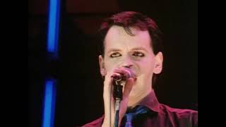 Gary Numan - Remember I Was Vapour (New Song) (Live, 9-28-79 in HD.)