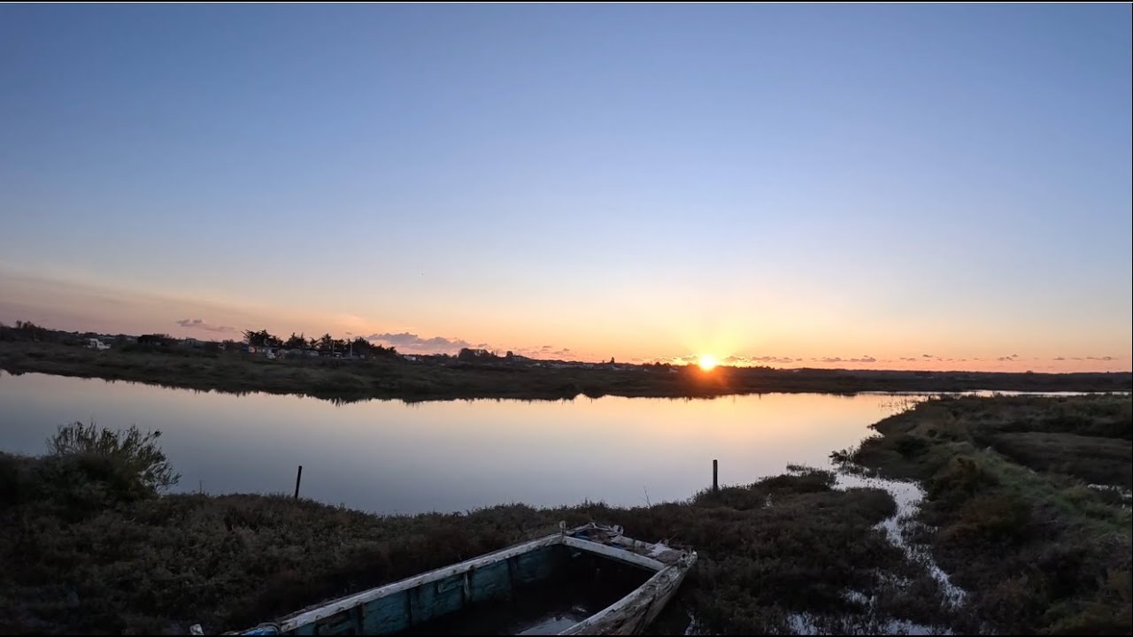 Coucher de soleil sur la zone ostréicole de Mornac/Seudre 17