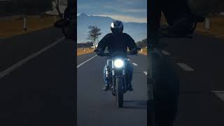 Просто дорога і мотоцикл 🏍️ 10 секунд свободи #shorts  #байкер #дорога #ride #freedom