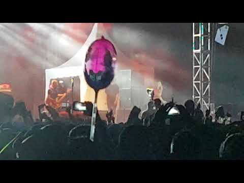 Slank - Ku Di Negri Orang (Official Music Video)