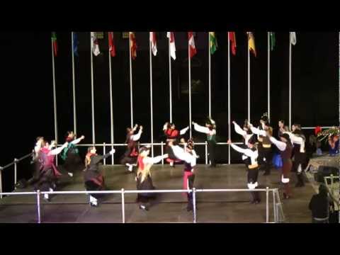 tipico ドイツ Galician traditional folk dance: Valse e Muiñeira do Courel