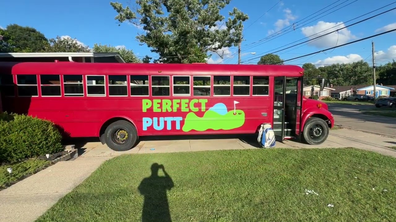 Сборка автобуса своими руками: копирование логотипа, покраска и установка основания | Perfect Put...