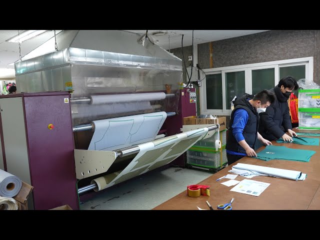 Process of Printing and Making Football Jerseys. Korea's Football Jersey Mass Production Factory class=