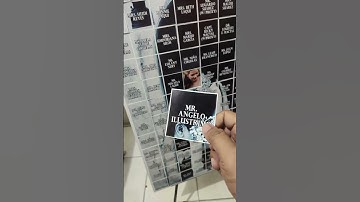 Surprise wedding seating chart flip