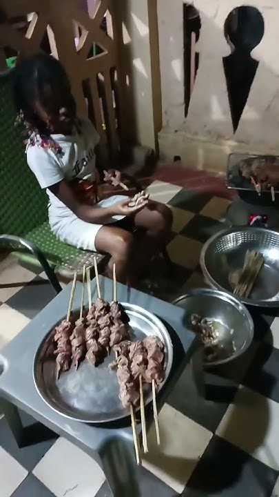 at-what-age-girls-learn-to-cook-in-mali-youtube