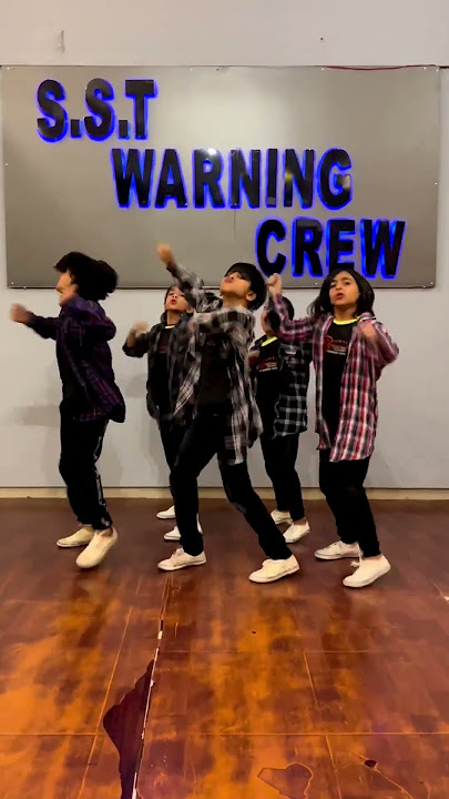 jungle mein kaand #sstwarningcrew #trendsong #dancevideo #junglemeinkaand #varundhawan #bhediya