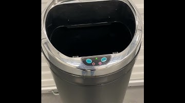 40 Litre automatic waste bin.