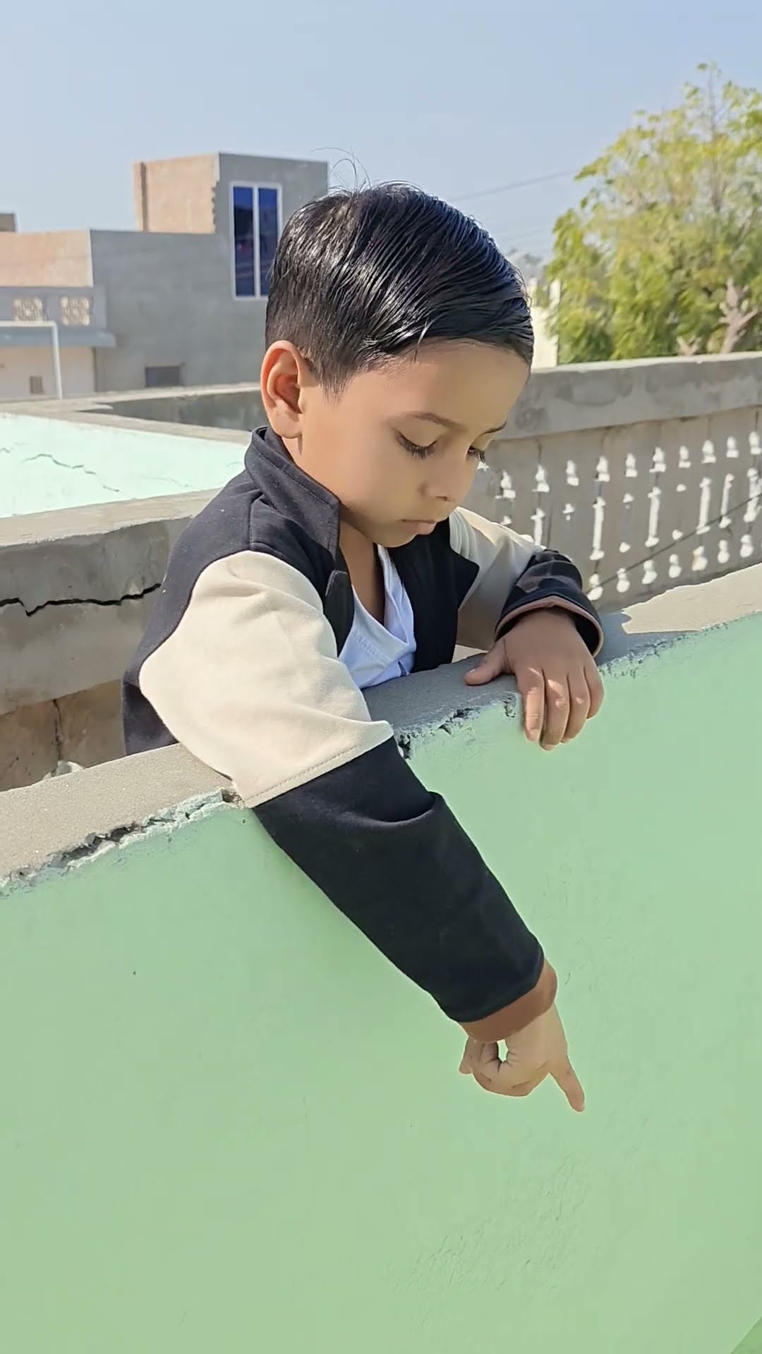 Shantanu ki football niche gir gai ? #shorts