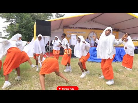 Shegua ya Balaa mc Ilivyopigwa Shuleni | Girls dance Singeli culture vibe at School | Singeli mpya