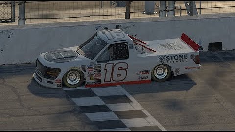 Trucks (C Fixed) @ World Wide Technology Raceway - IRacing