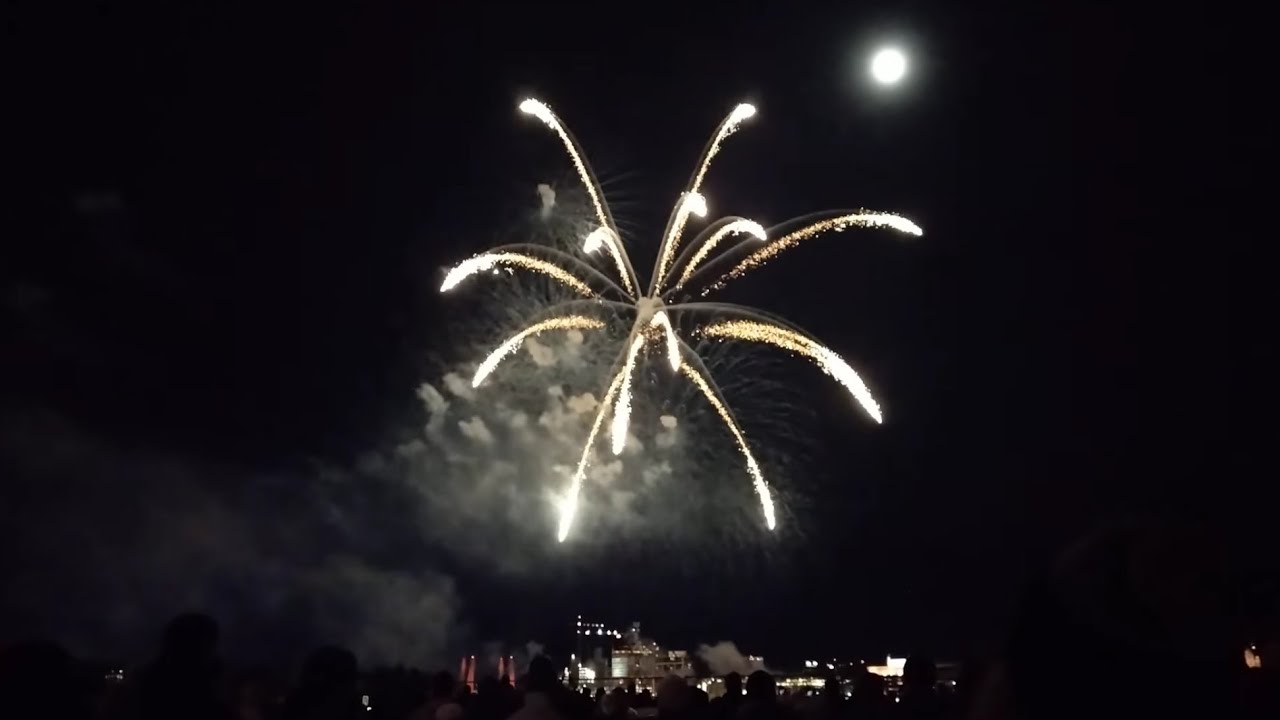 Frihamnen GP fyrverkeriet 2025-2026 🎆 New Years Eve 2025 fireworks Gothenburg 🎆 