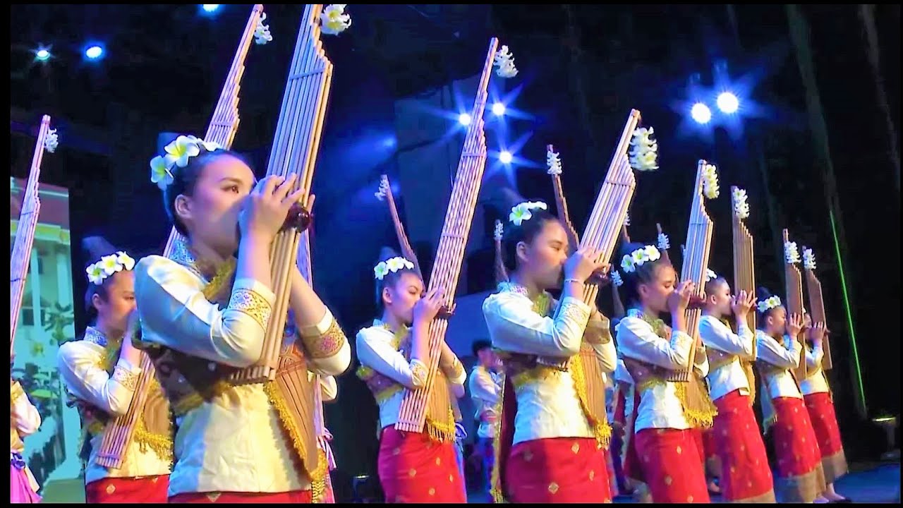 Lao Khaen Music - ເປົ່າແຄນວົງ - เป่าแคนวง