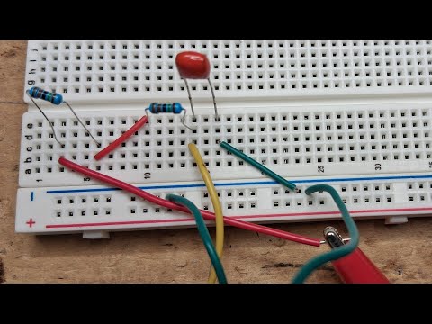 World's easiest square wave to triangle wave converter