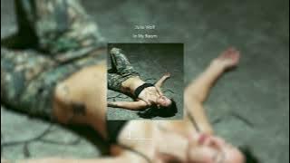 Julia Wolf - In My Room