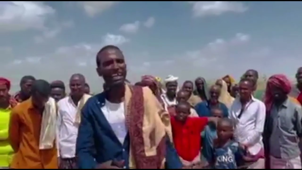 Shir cusub(Hiloowle Gaab)------- Idiris muuse vs ciroole muuse                   ..---Isaaq DAA'UUD.