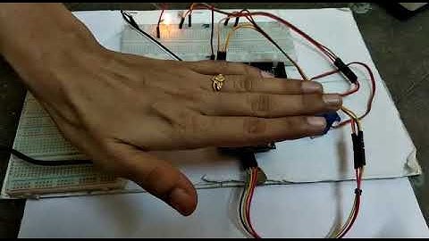 Control Servo Motor  using  Ultrasonic Sensor (HC-SR04) and Arduino