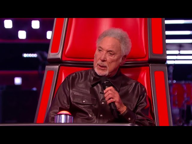 The Voice UK 2022 | Sir Tom Jones - I Won't Crumble With You If You Fall class=