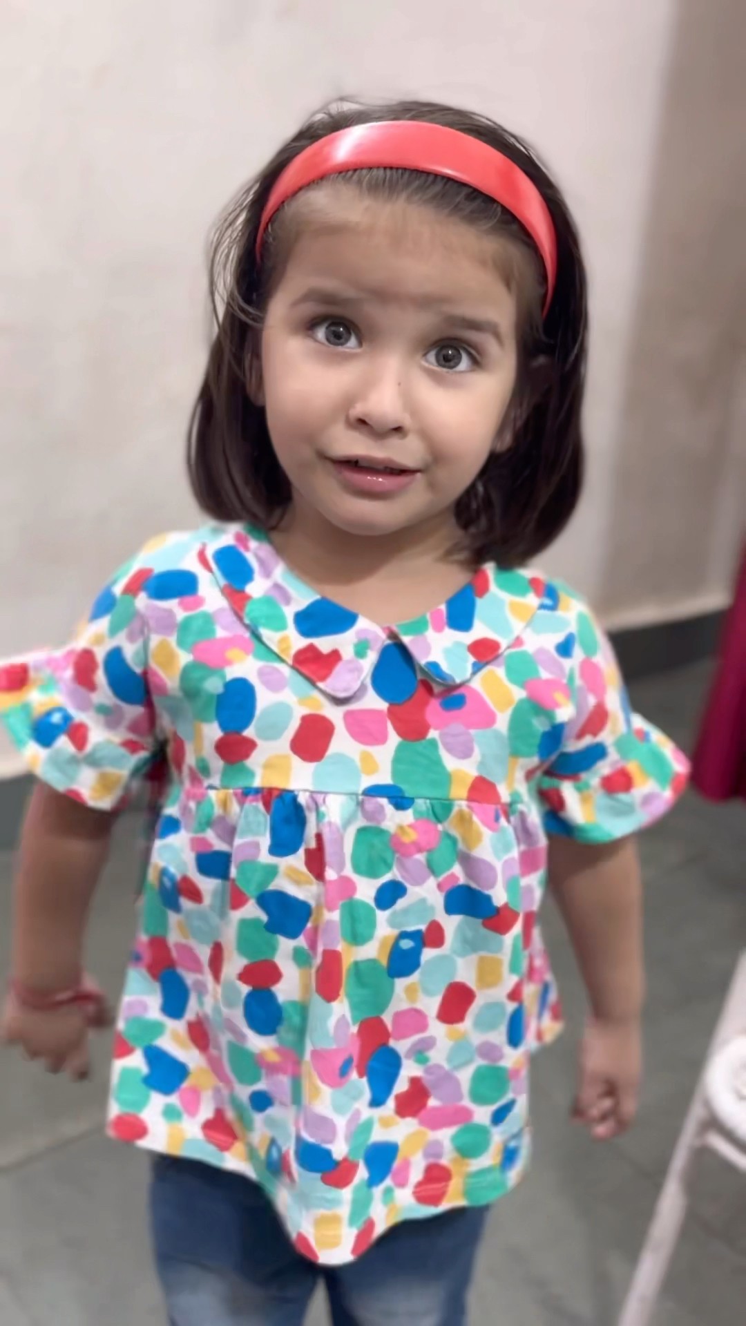 Akshita ko colours nahi diye??