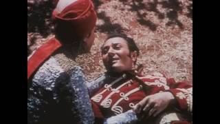 Legends Of The Hidden Temple Crossovers - Pearl Necklace 1953 Jhansi Ki Rani Film