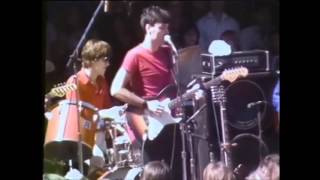 Video thumbnail of "Talking Heads - Warning Sign (live)"