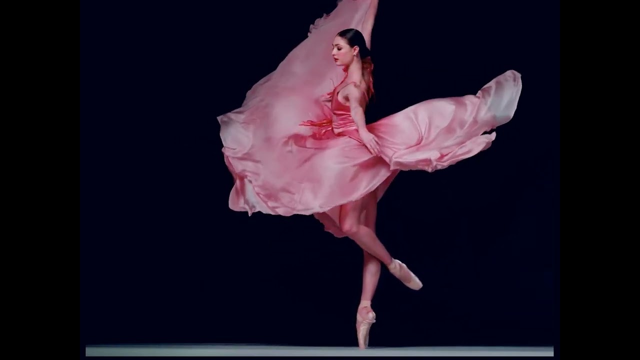 莫斯科大劇院芭蕾首席Alena Kovaleva的曼妙舞姿- YouTube