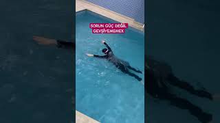 SUDA KENDİNİ ÇOK GAZLA KASIYORSAN BEĞEN LAYDET UYĞULA #swimming