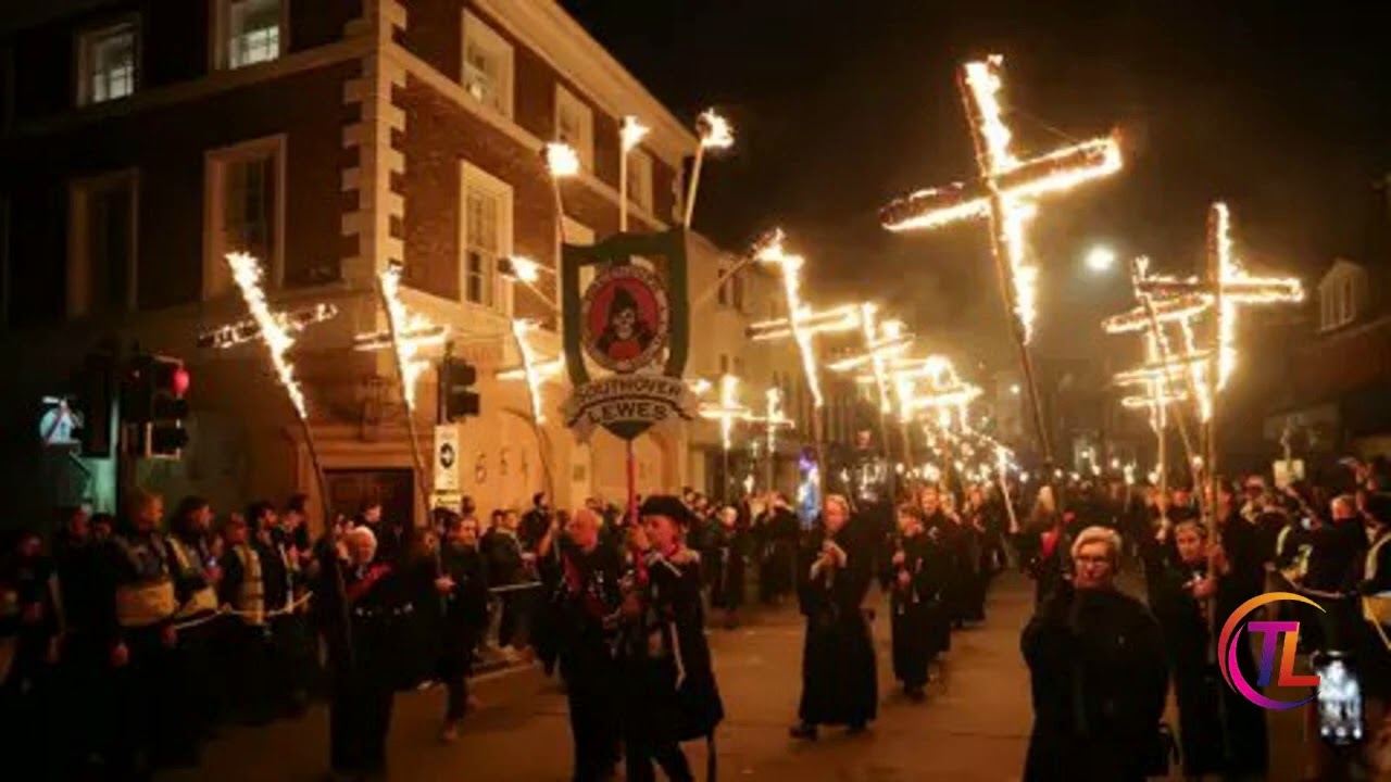 Thousands flock to town for flaming tar barrels