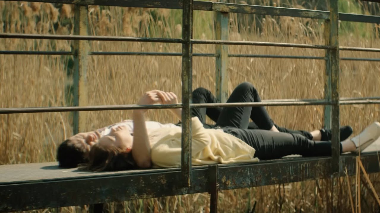 Carla's Dreams feat. INNA - Cine-ar fi crezut că vom fi?