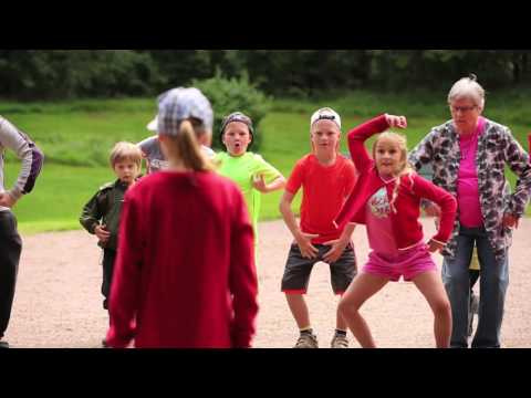 Video: Marttyyri - Feat Tai Julkinen Leikki - Vaihtoehtoinen Näkymä