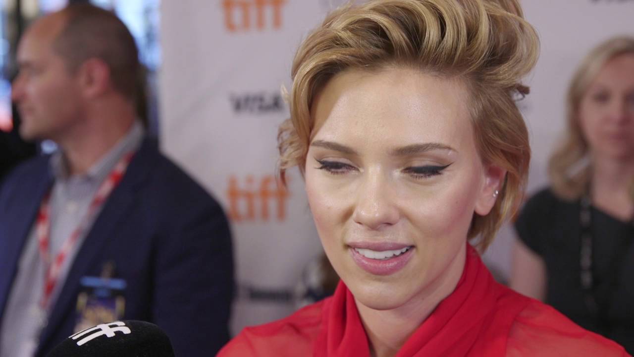 Sing: Scarlett Johansson TIFF Red Carpet Premiere Interview